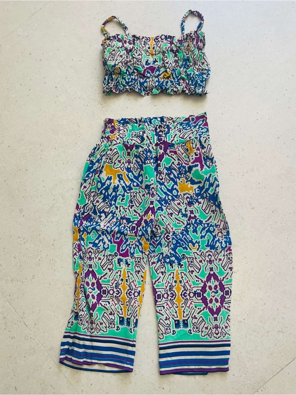 Kids Matching Set - Multicolor Printed Crop Top & Pants